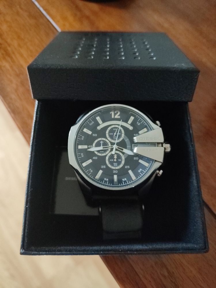 montre diesel dz-4423 80 Saint-Arnoult-en-Yvelines (78)