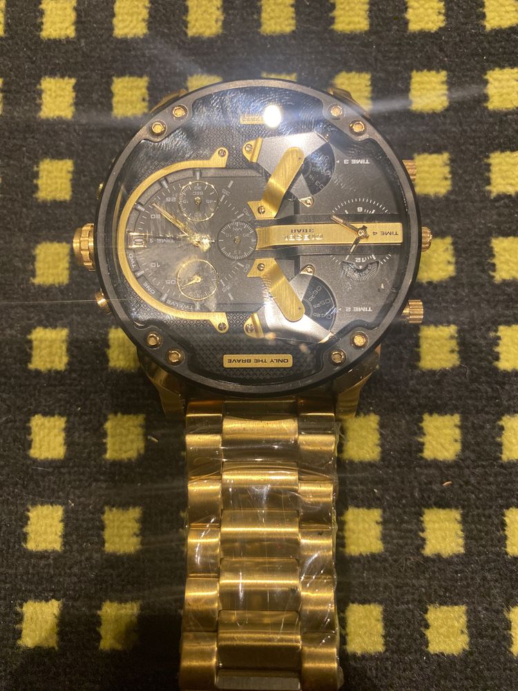 montre Diesel or 459 Romainville (93)