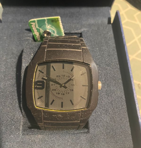 Montre DIESEL 30 H�nin-Beaumont (62)