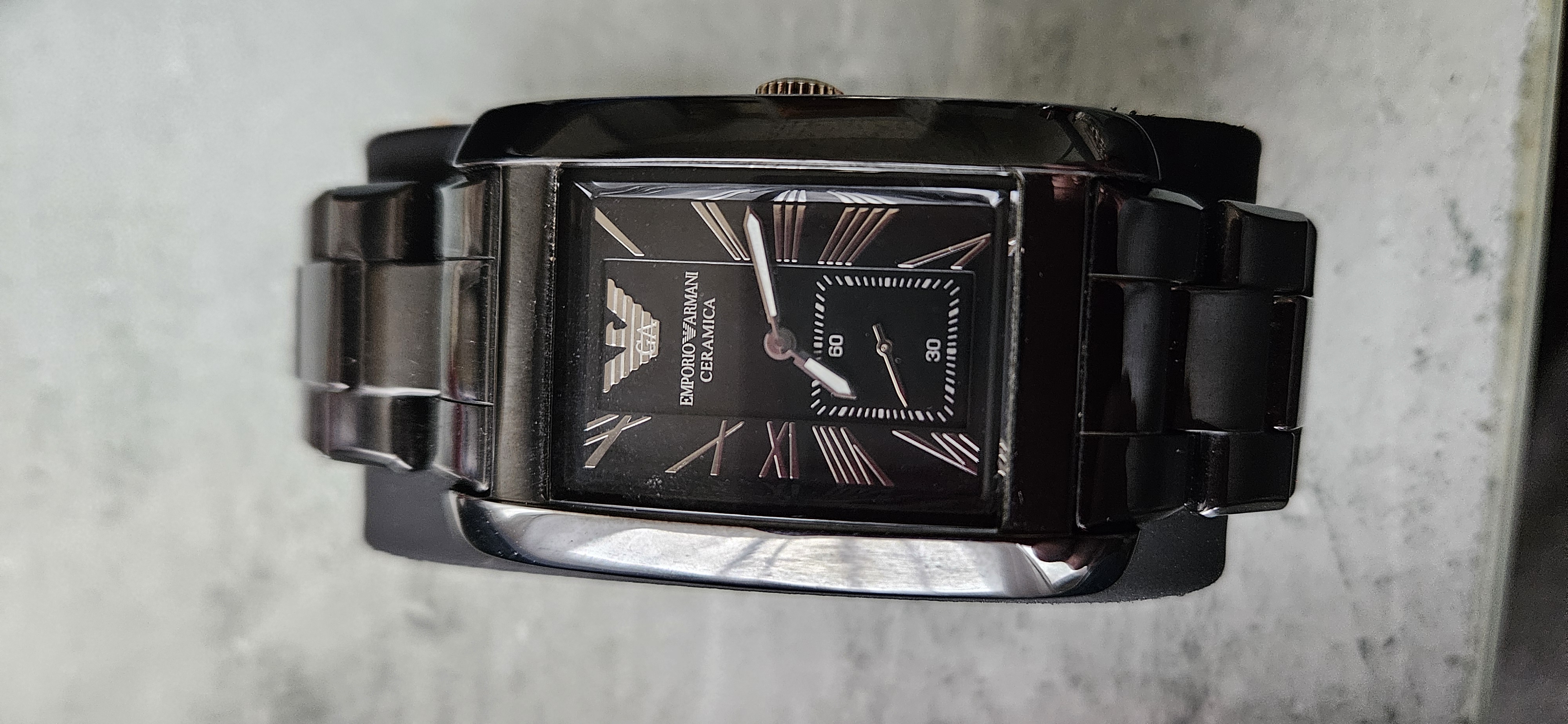 Montre emporio Armani, mod�le introuvable. 45 Ch�tillon (92)