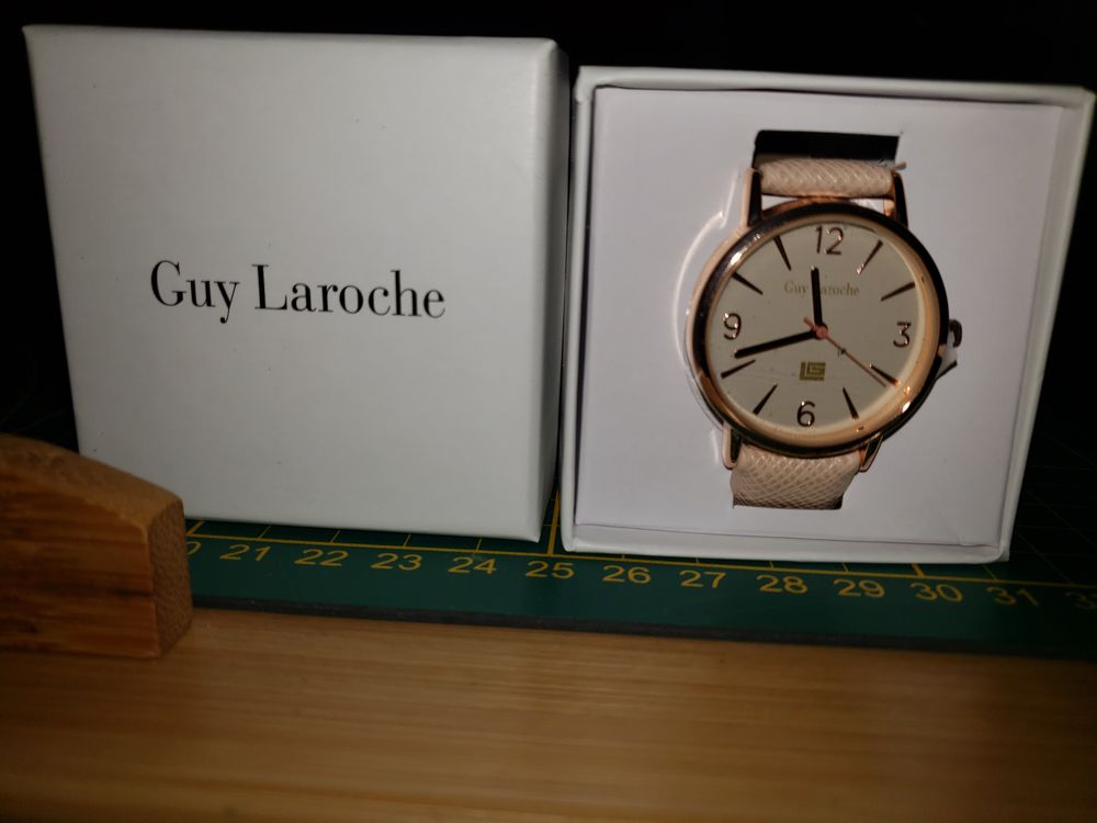 Montre femme bracelet rose Guy Laroche 9 Bettencourt-Saint-Ouen (80)