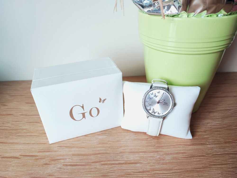 Montre Femme en cuir Blanc - GO GIRL ONLY 20 Dommiers (02)