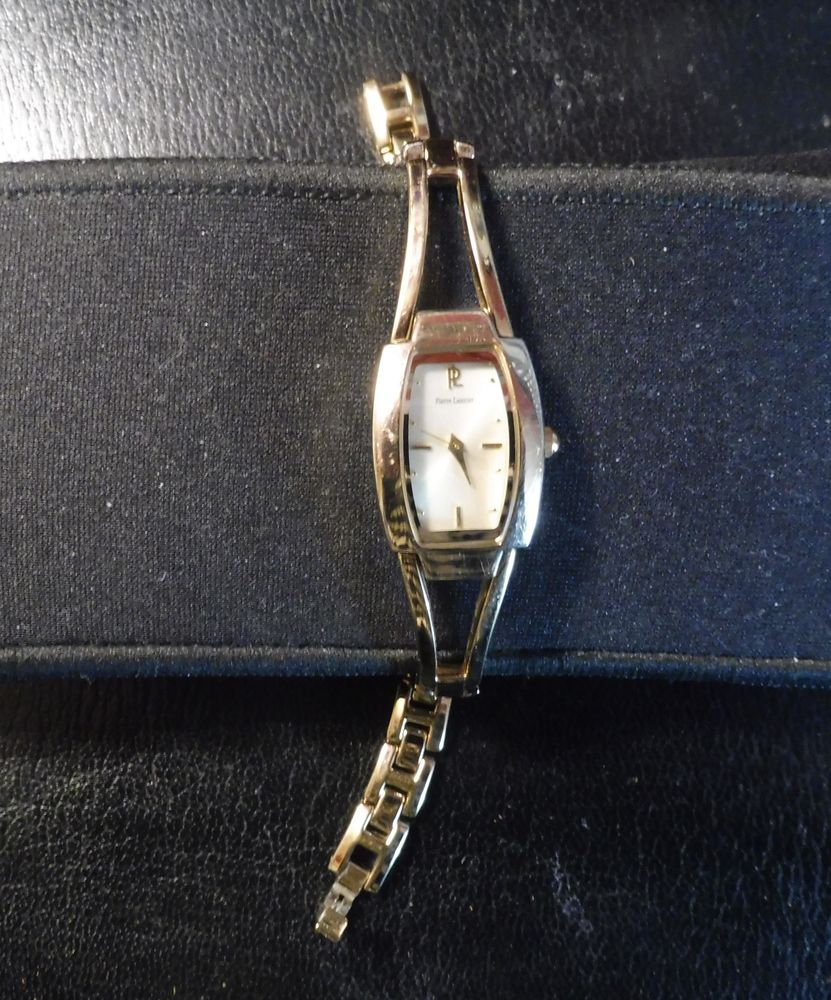 Montre femme Pierre Lannier 25 Limoges (87)