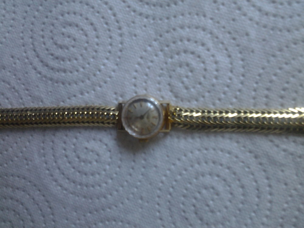 Montre de femme 1600 Castries (34)