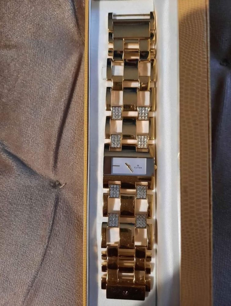 Montre femme 100 Saint-Etienne (42)