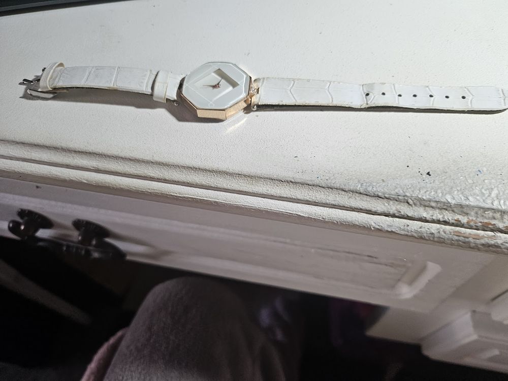 montre femme 10 Breny (02)