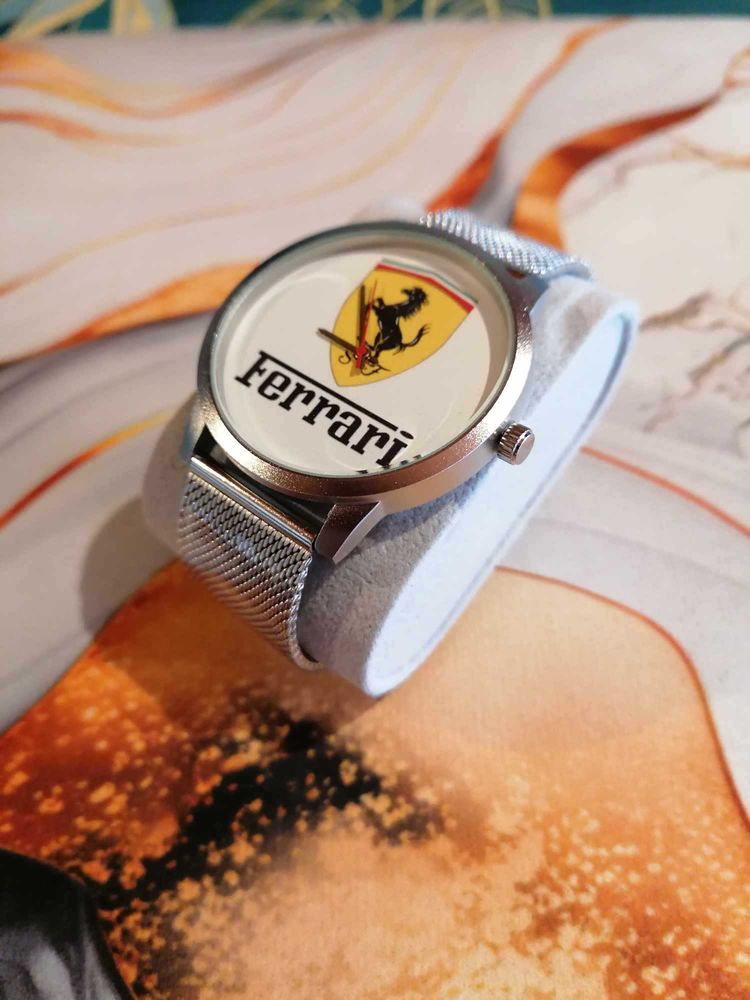 Montre Ferrari 25 B�thune (62)