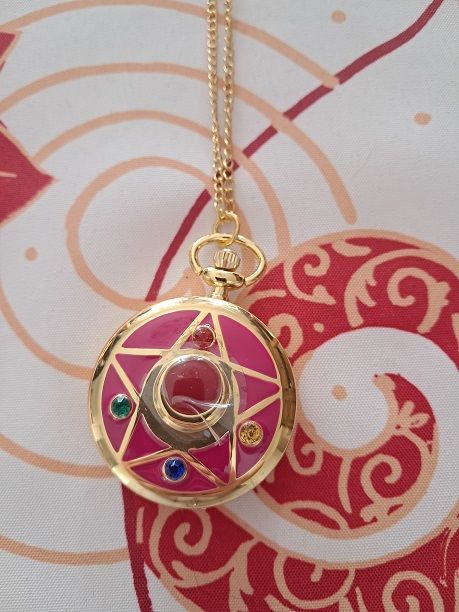 Montre gousset Sailor Moon Collier manga anime TV s�rie bijo 9 F�ves (57)