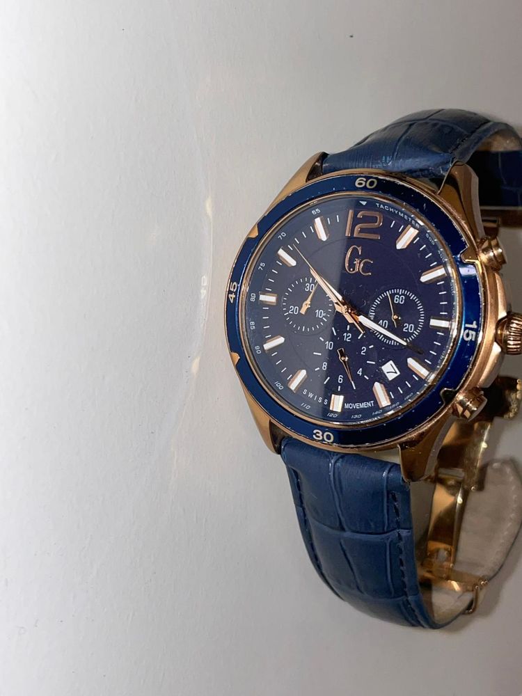 Montre Guess Collection Gc 0 Bessancourt (95)