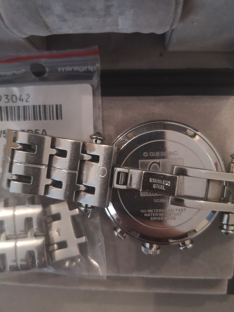 Montre guess