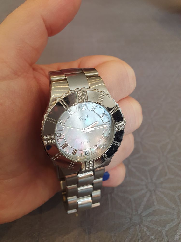 montre Guess 80 Aubagne (13)