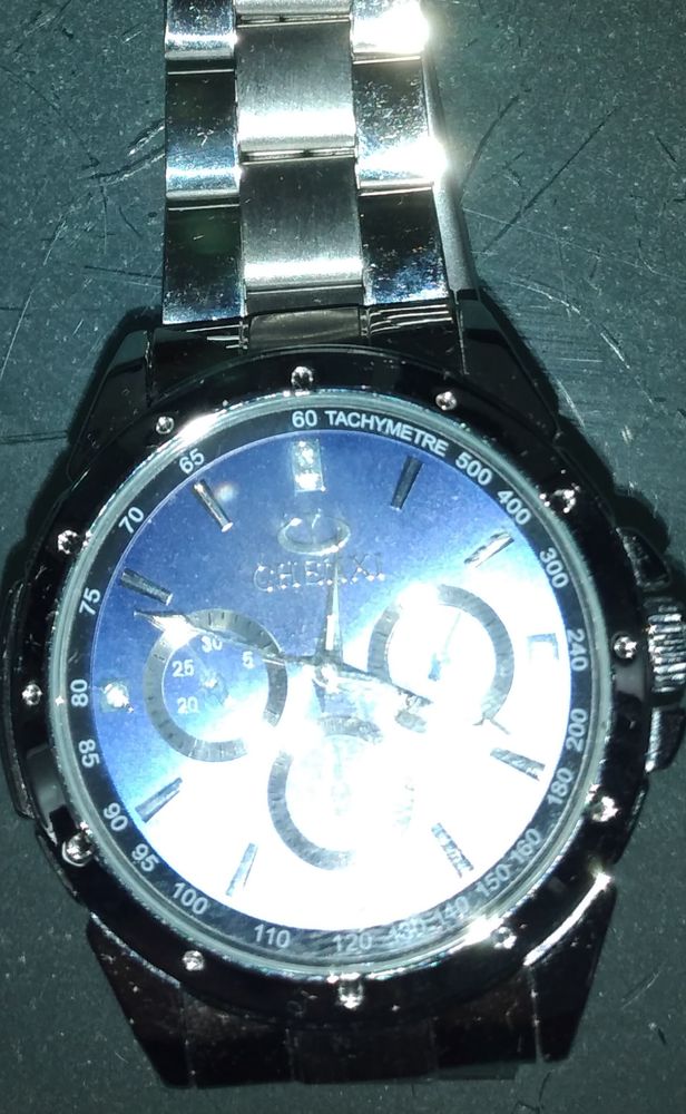 Montre homme 65 Saint-Denis (97)