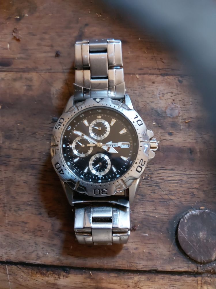 Montre Lotus 80 Thuir (66)