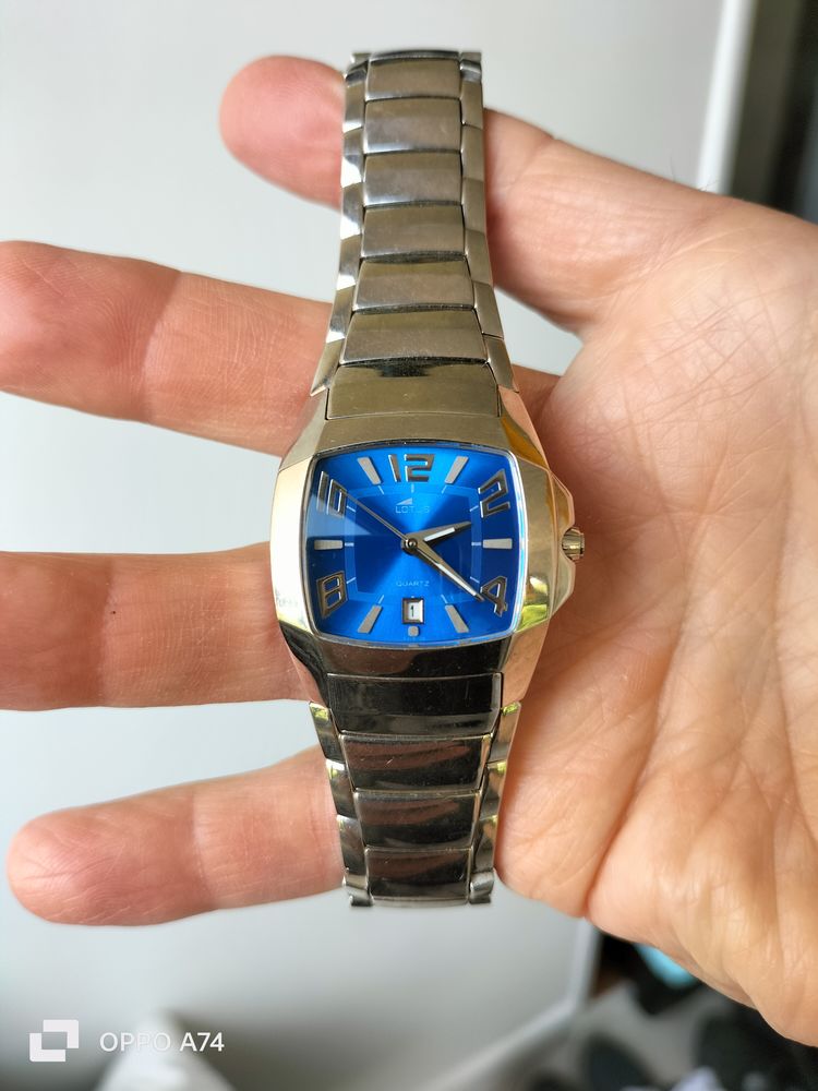 MONTRE LOTUS 60 Bandol (83)