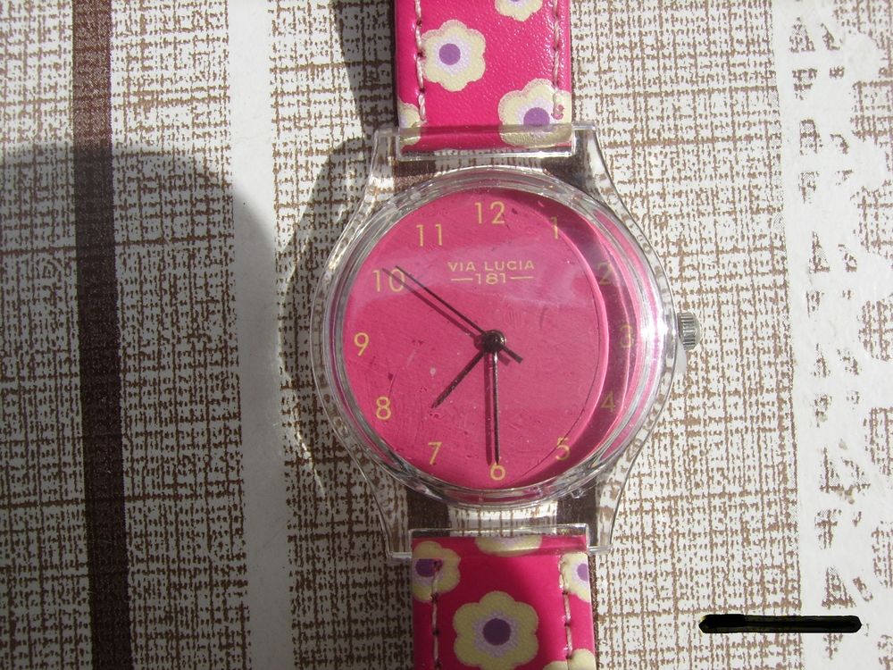 montre VIA LUCIA 181
8 Clermont-Ferrand (63)