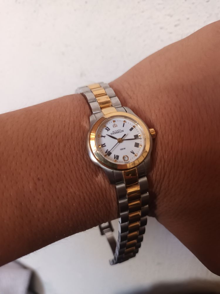 Montre Michel Herbelin femme ? acier et or, tr�s bon �tat
0 Marseille 1 (13)