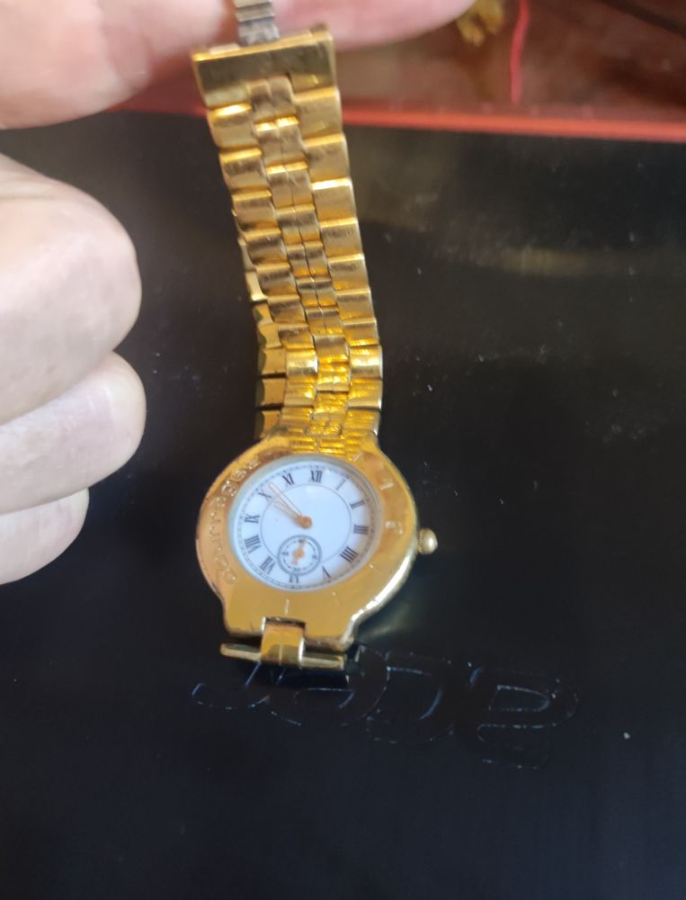 Montre Mixte Courr�ges plaque or collection 74 300 Eaunes (31)