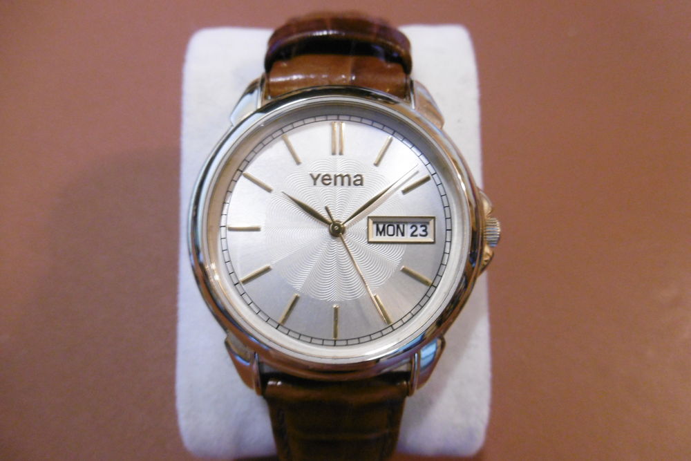 Montre NEUVE Yema jamais port�e 159 La Chapelle-sur-Erdre (44)