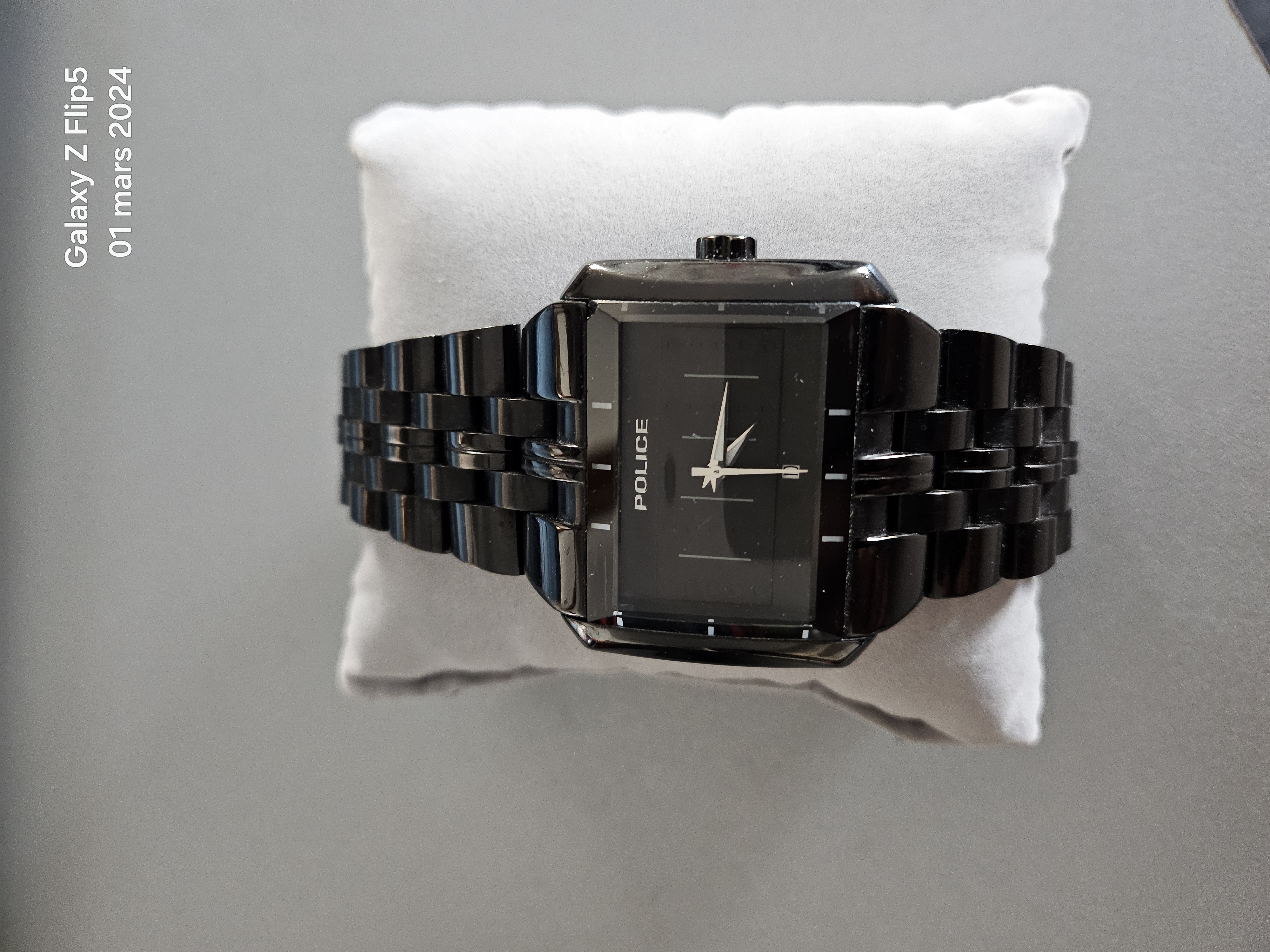 Montre POLICE 50 Amb�rieu-en-Bugey (01)