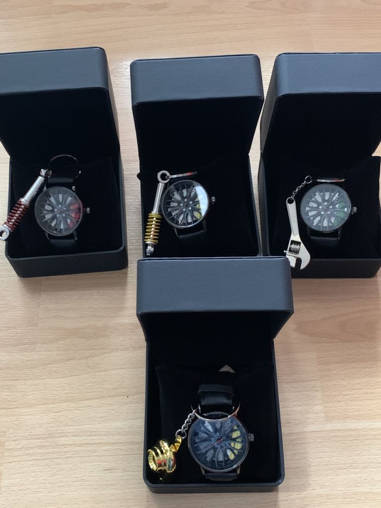 Montre Pour Homme Jantes �triers de frein et Porte cl� 15 Pithiviers (45)