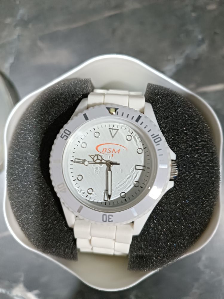 Montre publicitaire 10 Chelles (77)