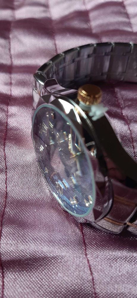 montre �  quartz avec verre min�rale 3D �tanche 55 Saint-Malo (35)