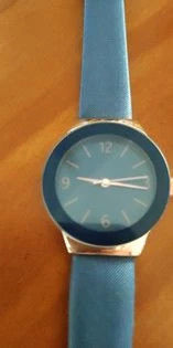 Montre Quartz bleu 2 Champagne-sur-Seine (77)