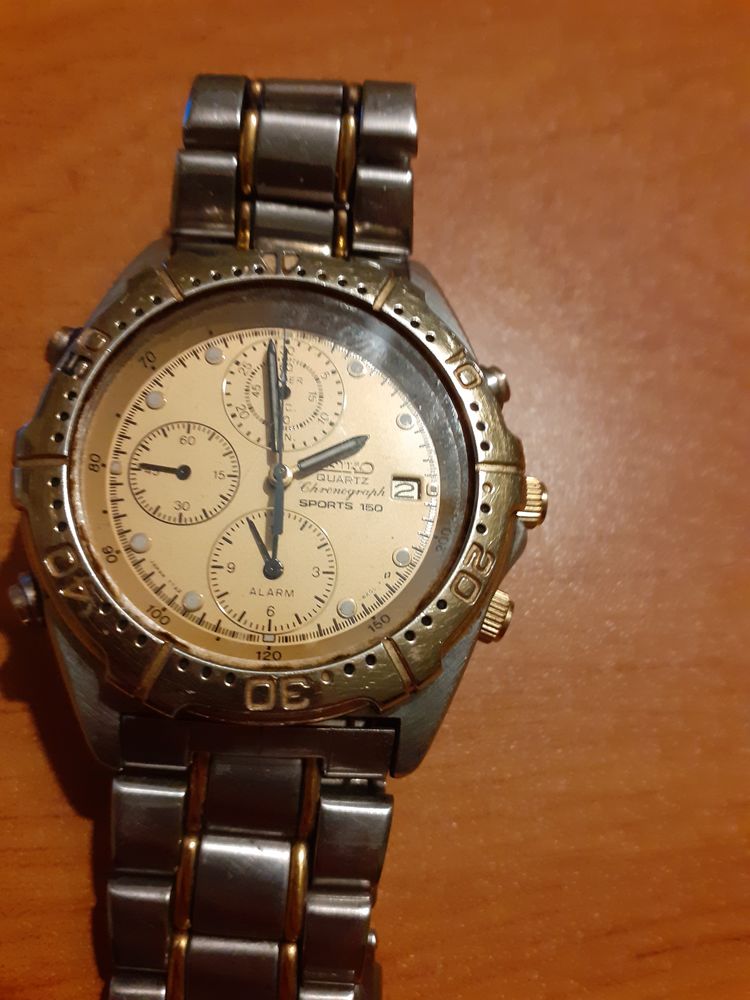 Montre SEIKO quartz chrono sport 150 0 Saint-Lys (31)