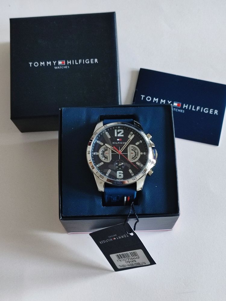 Montre Tommy Hilfiger avec Bracelet en Silicone 1791476, Bleu, Neuve 170 Garges-l�s-Gonesse (95)