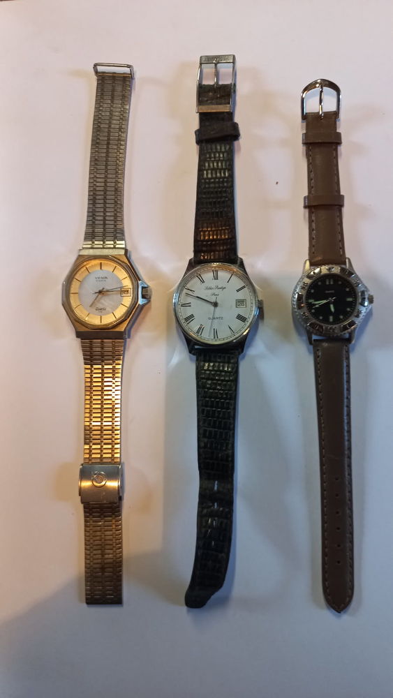 Lot montres anciennes 1 La Goulafri�re (27)