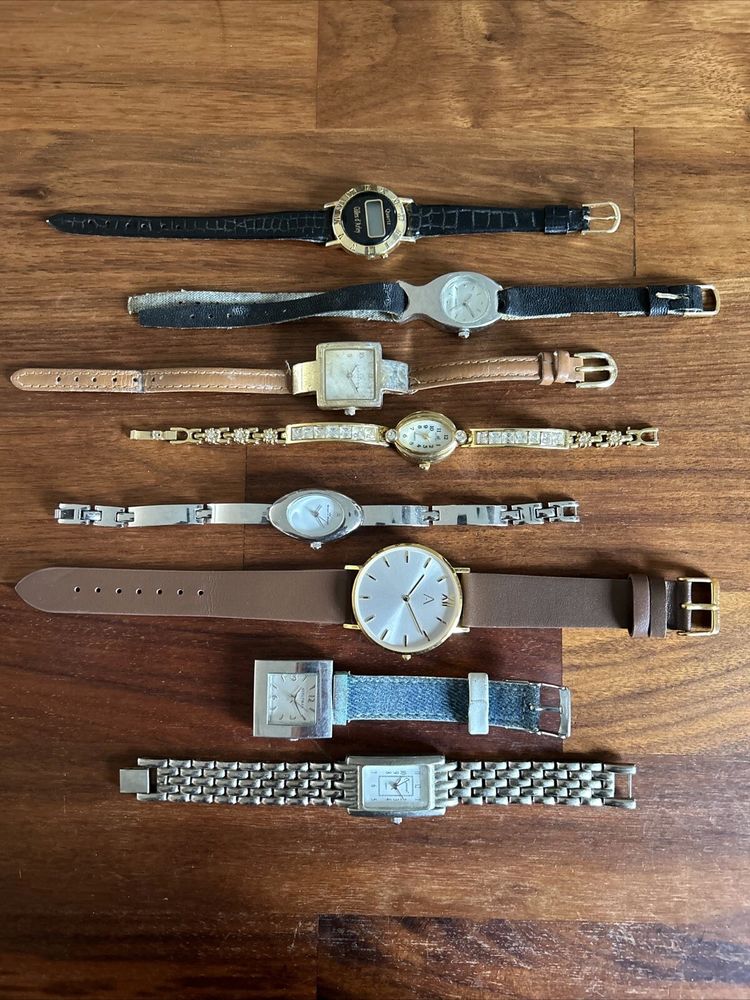 Lot de 8 montres de femme, vintage � quartz, usures, acciden 18 Paris 4 (75)