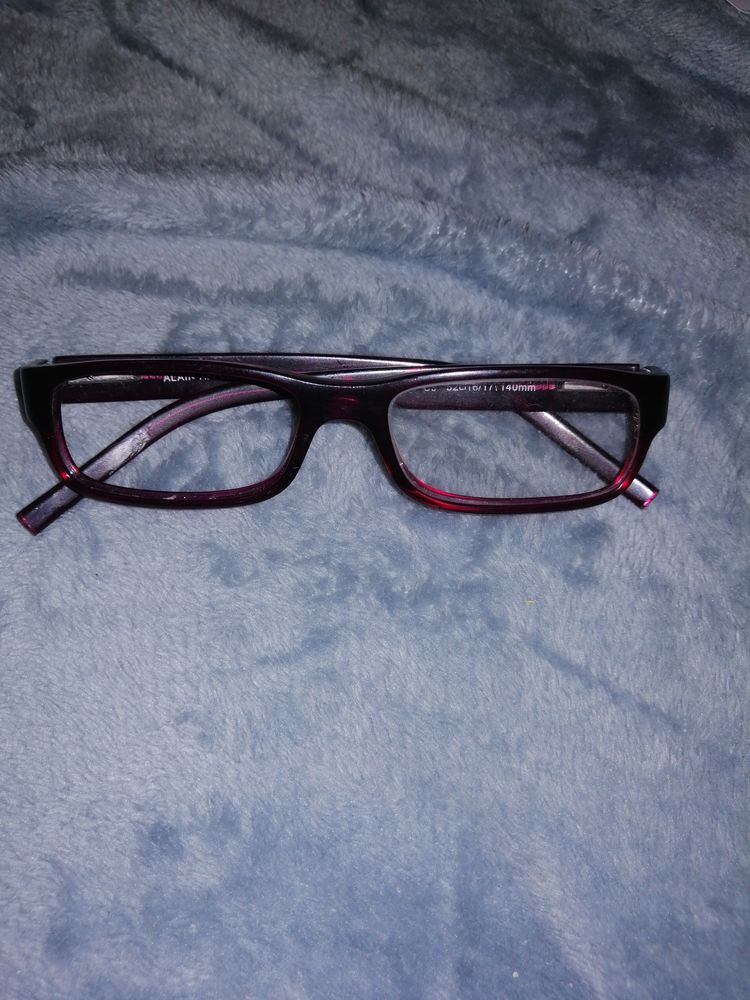 Montres lunettes de vue, alain afflelou. Femme. Opticien. 40 Saint-Gratien (95)