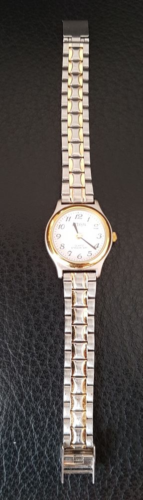 Montres pour femme 15 Marignane (13)