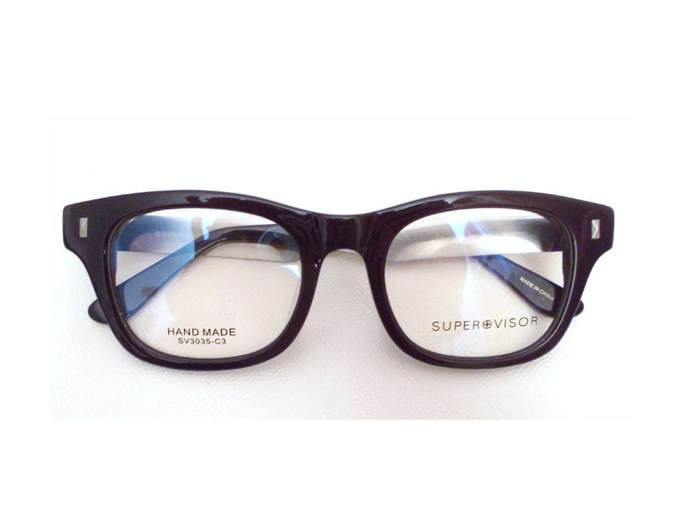 Monture de Vue/ Lunette Plastique Violet et M�tal Argent� 40 Paris 15 (75)