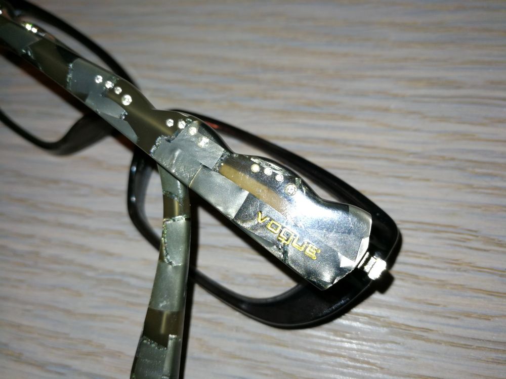Monture de lunettes sans correction VOGUE � strass VO2690B 35 Toulon (83)