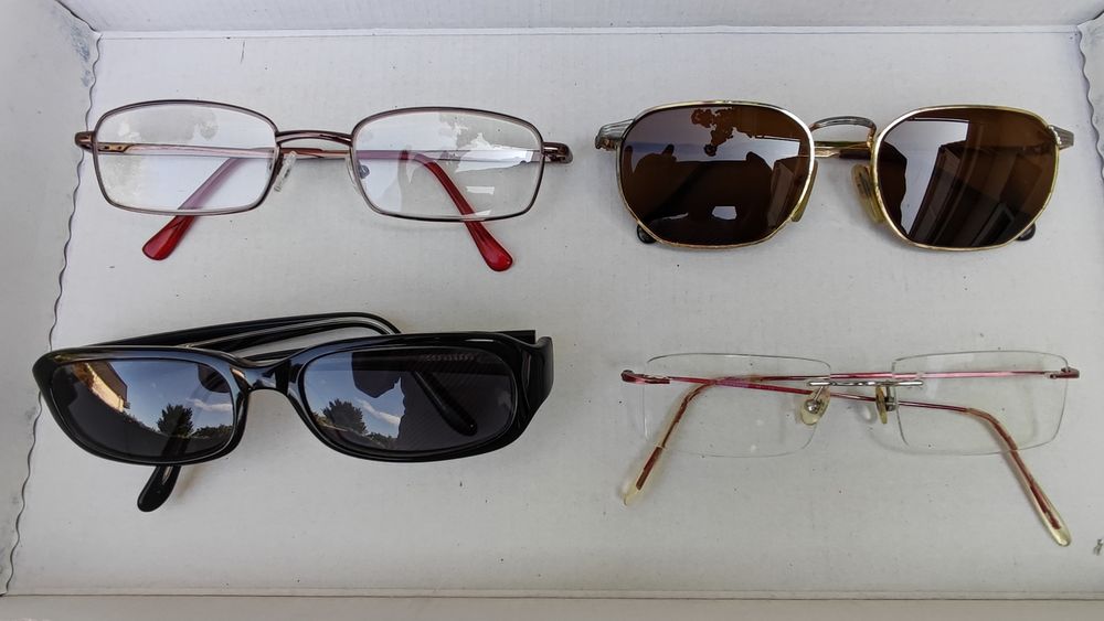 Montures de lunettes
6 Mouvaux (59)