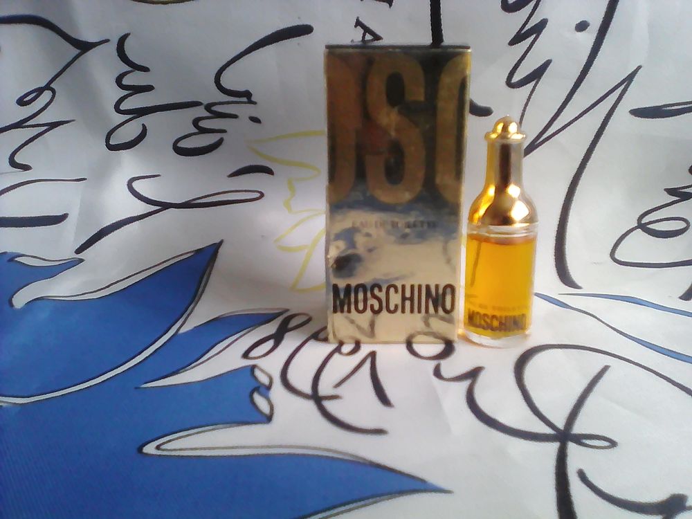 MOSCHINO 5 Trouy (18)