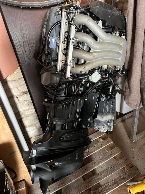 moteur bateau suzuki 90ch 4 temps 5000 �chir� (79)