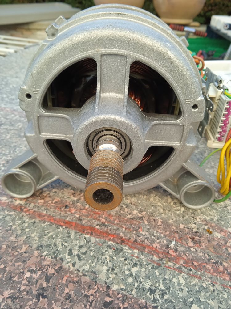 Moteur nidec machine a laver 30 Saint-Alban-d'Ay (07)