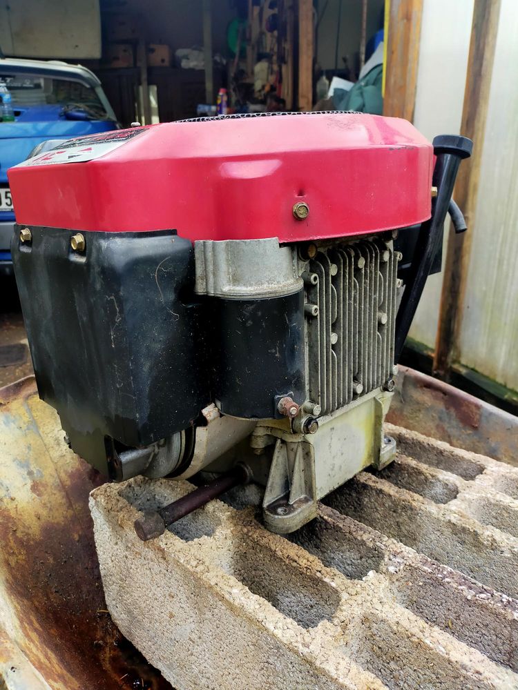 MOTEUR tracteur tondeuse occasion 450 Vincly (62)