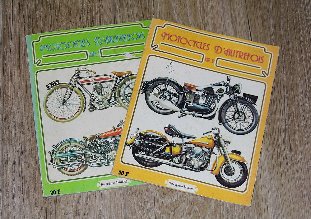 Moto ancienne lot de 2 revues Numero 1 et 2 Motocycles d'autrefois Berengaria �ditions 1979 harley davidson honda ktm suzuki... 25 Dunkerque (59)