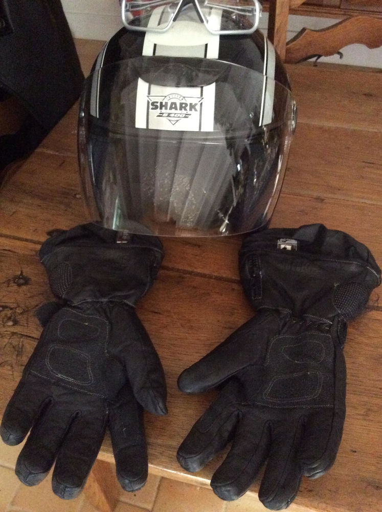 Moto : Casque, gants, lunettes, blouson Homme 150 Soyaux (16)
