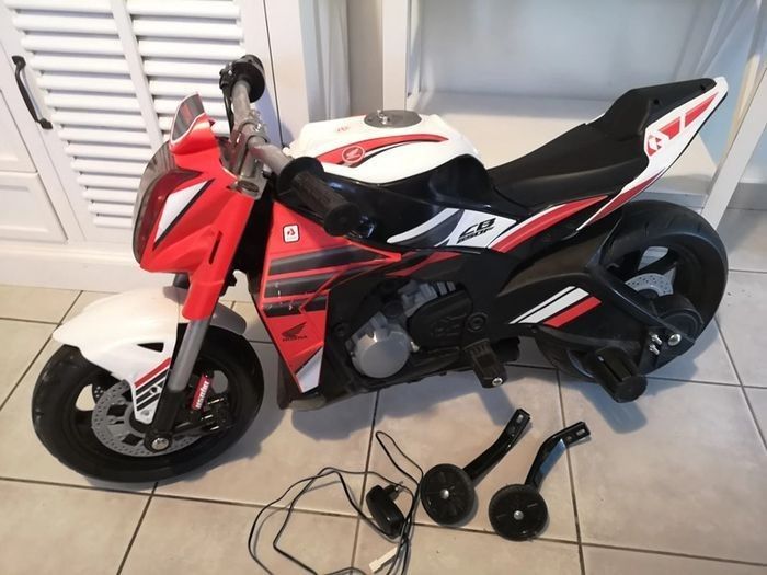 Moto �lectrique enfant 130 Aiffres (79)