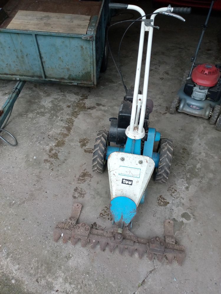 Moto faucheuse 80 Montbronn (57)