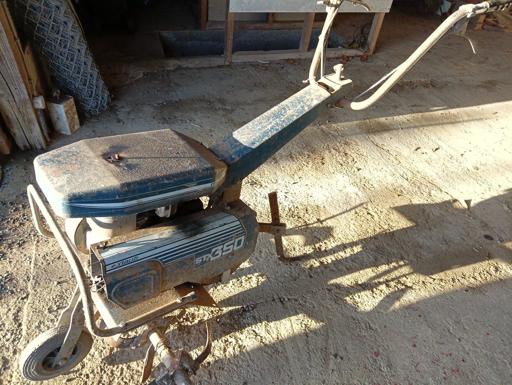 Motobineuse Staub ST3 350 bleue 100 Chaudefonds-sur-Layon (49)