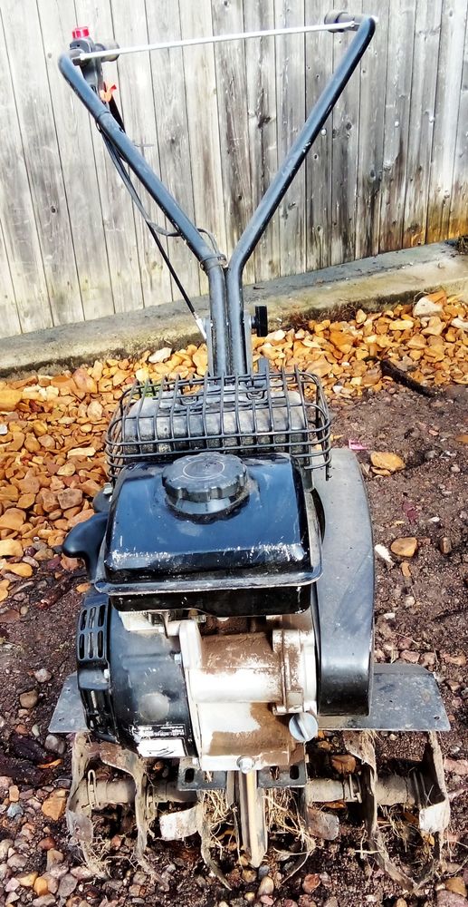 Motobineuse 100 Nevers (58)