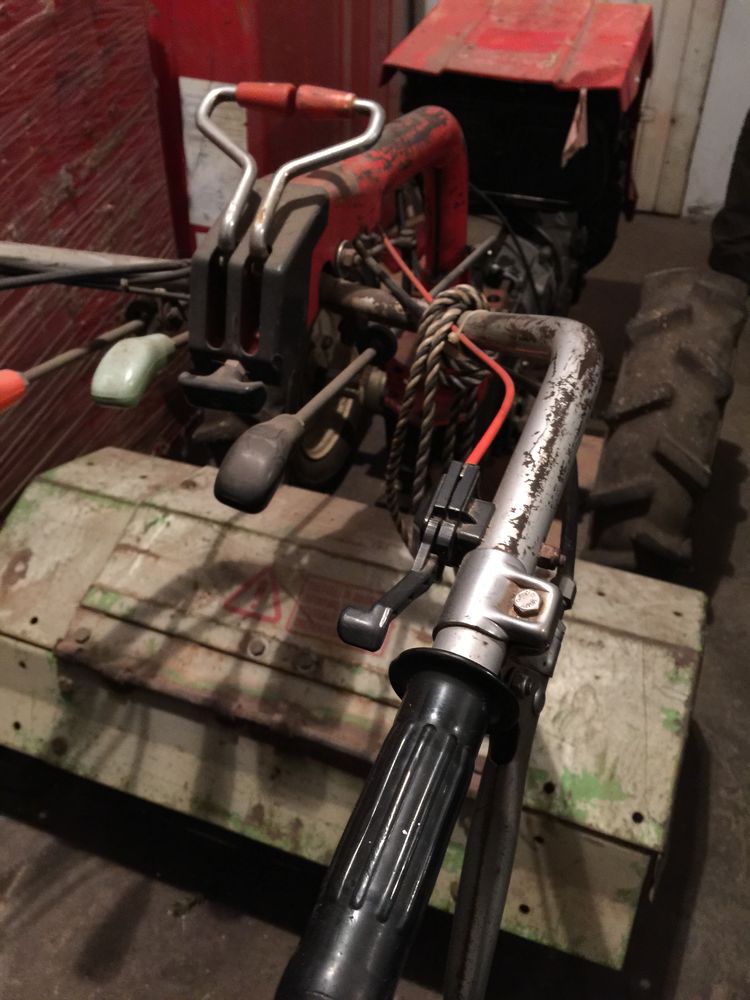 MOTOCULEUR FERRARI 1600 Thionville (57)