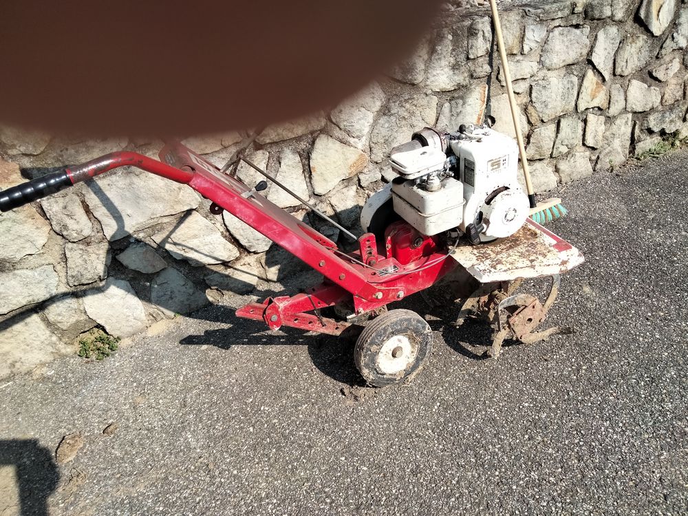 motoculteur  en l �tat 0 Privas (07)