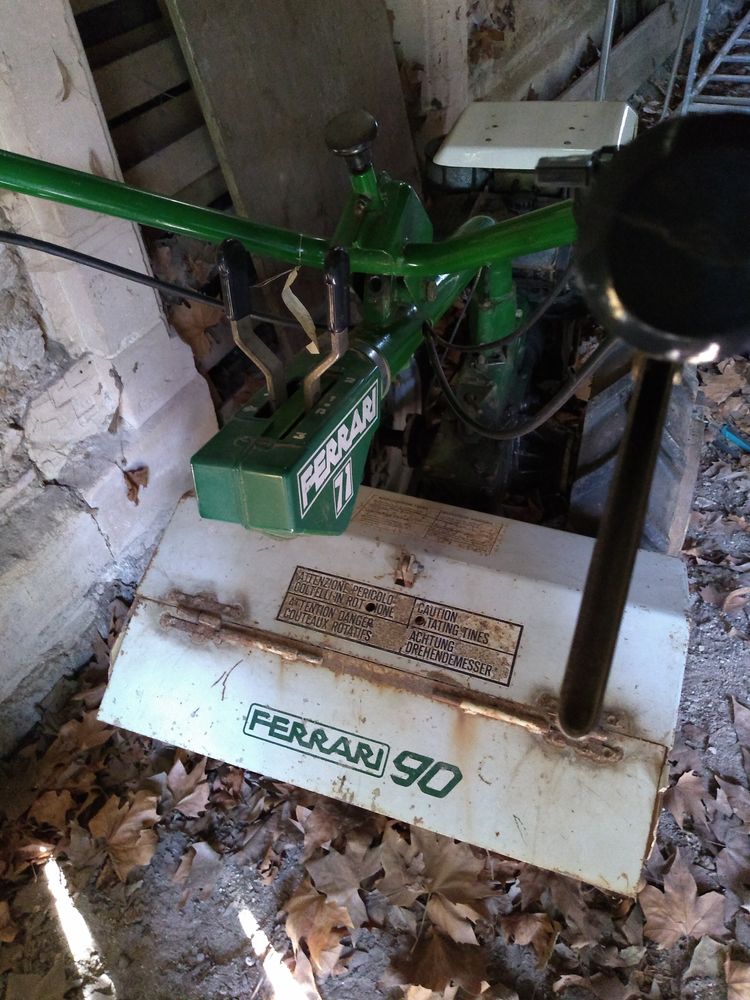motoculteur FERRARI fraises brabants. 1100 Allez-et-Cazeneuve (47)