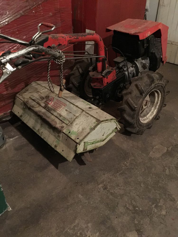 MOTOCULTEUR FERRARI 1600 Oeutrange (57)